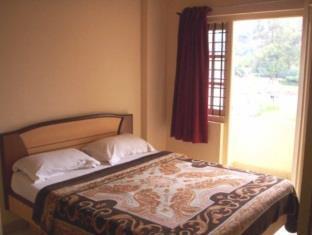 Rn Holidays Hotel Ooty Exteriör bild